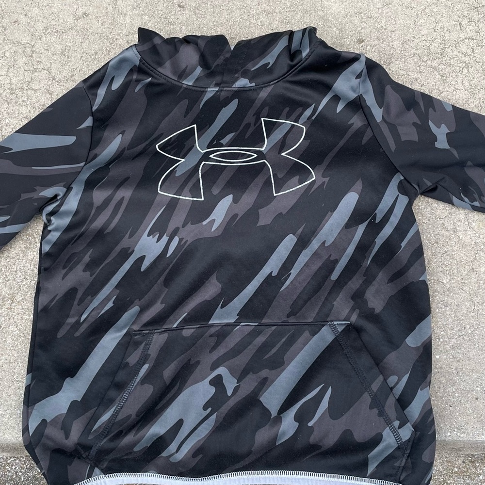Under Armour Hooded Sweatshirt